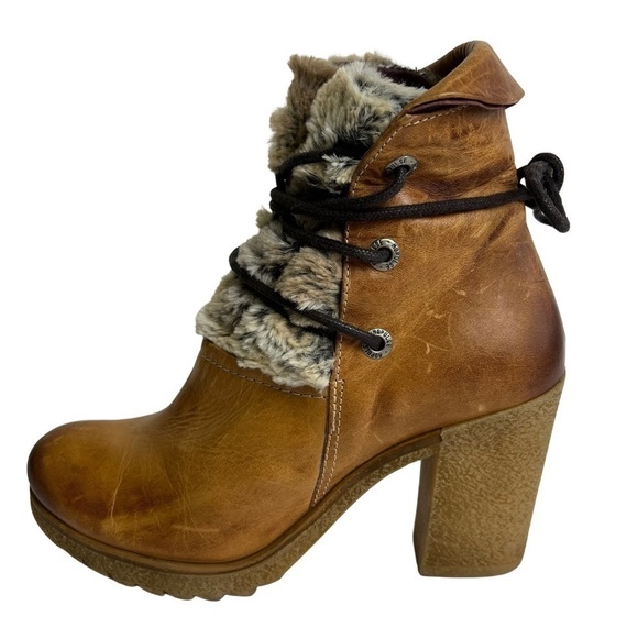 Vintage Shoes - Vintage Leather Fur Ankle Block Heel Boots Size 8